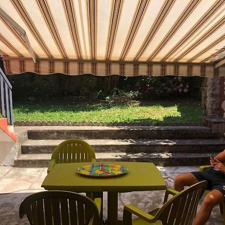 Joli Appartement Avec Terrasse Et Jardin - Vue Sur Montagne Bagnères-de-Bigorre Kültér fotó
